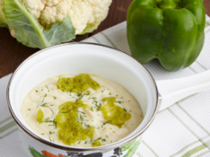 Supa crema de conopida si ardei Supa crema de conopida si ardei