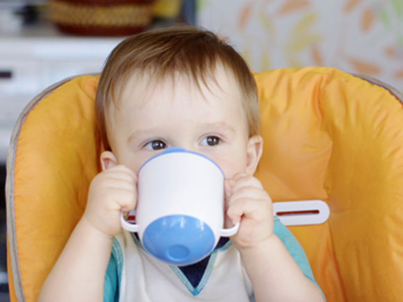 Beneficii lapte pentru copii de varsta mica