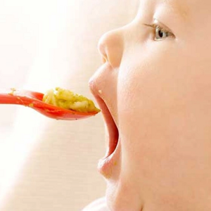 Mancare pentru bebelusi