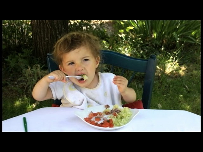 Alimentatia copiilor este influentata de cea a intregii familii